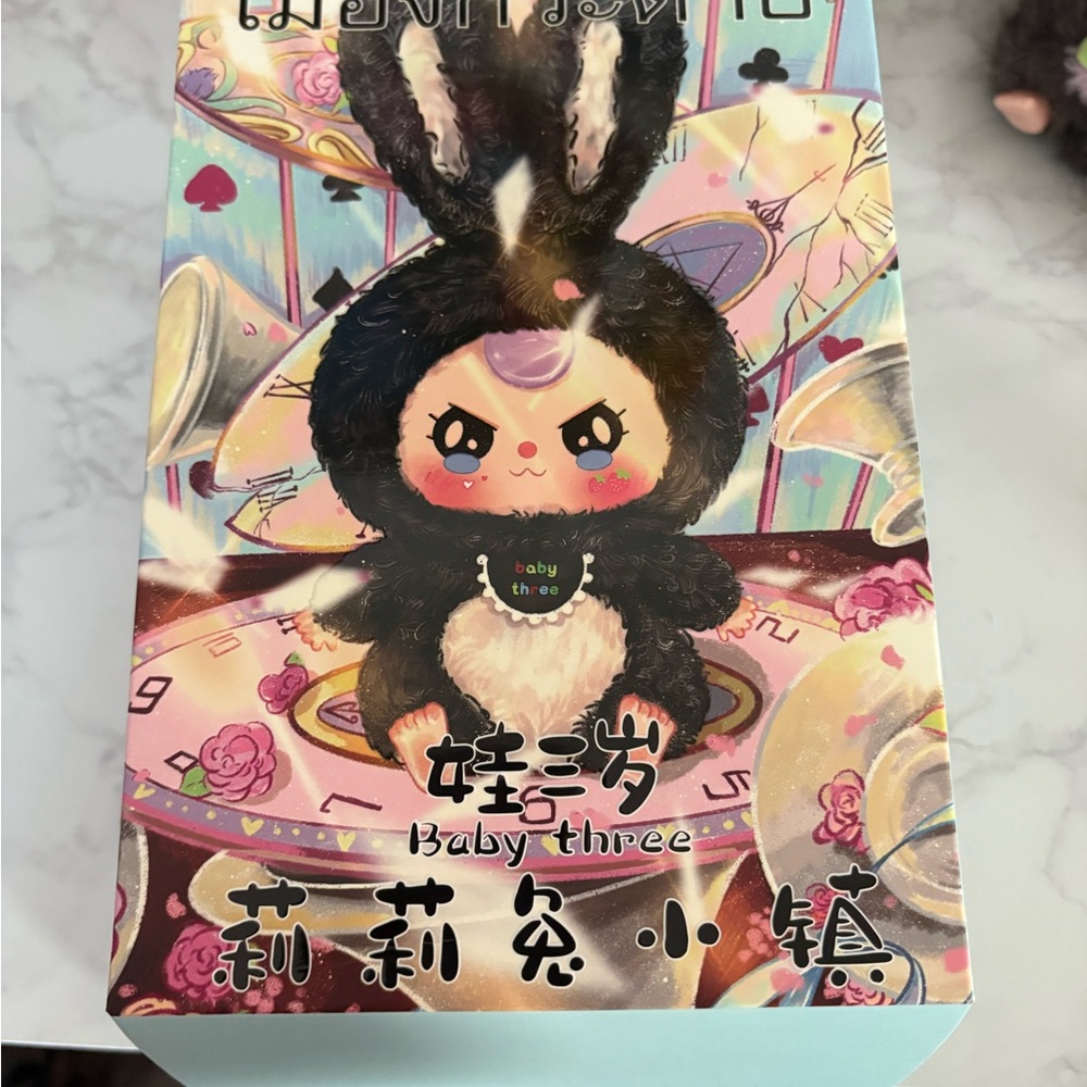 Baby Three Lily Rabbit Town V1 CONFIRMED White Bunny - Picture 5 of 6